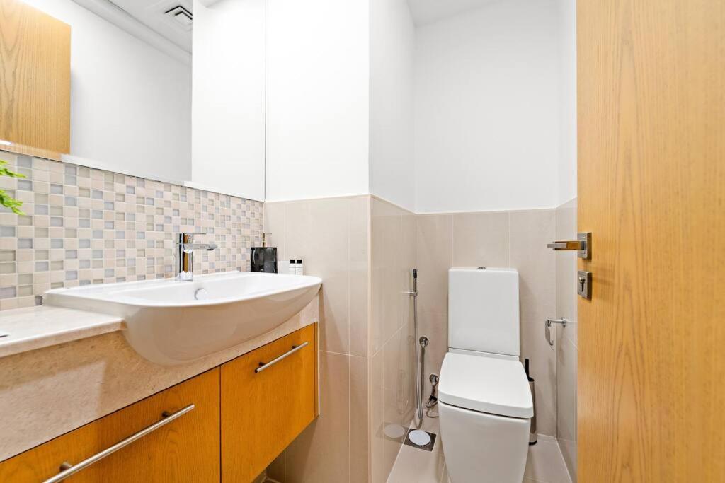 Appartement Modern 2br Flat In Bellevue Tower Walk To Mall