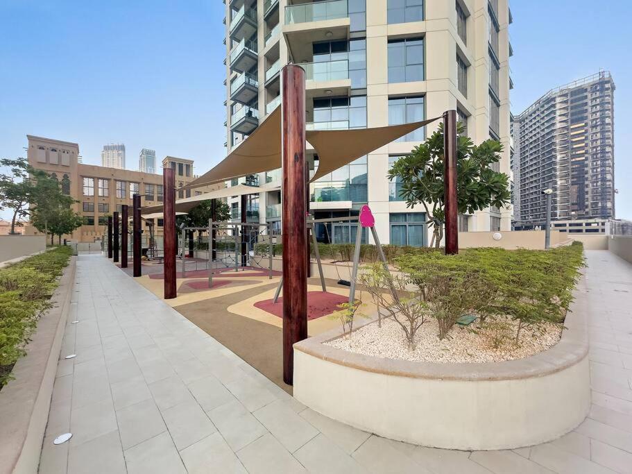 Modern 2br Flat In Bellevue Tower Walk To Mall Appartement *