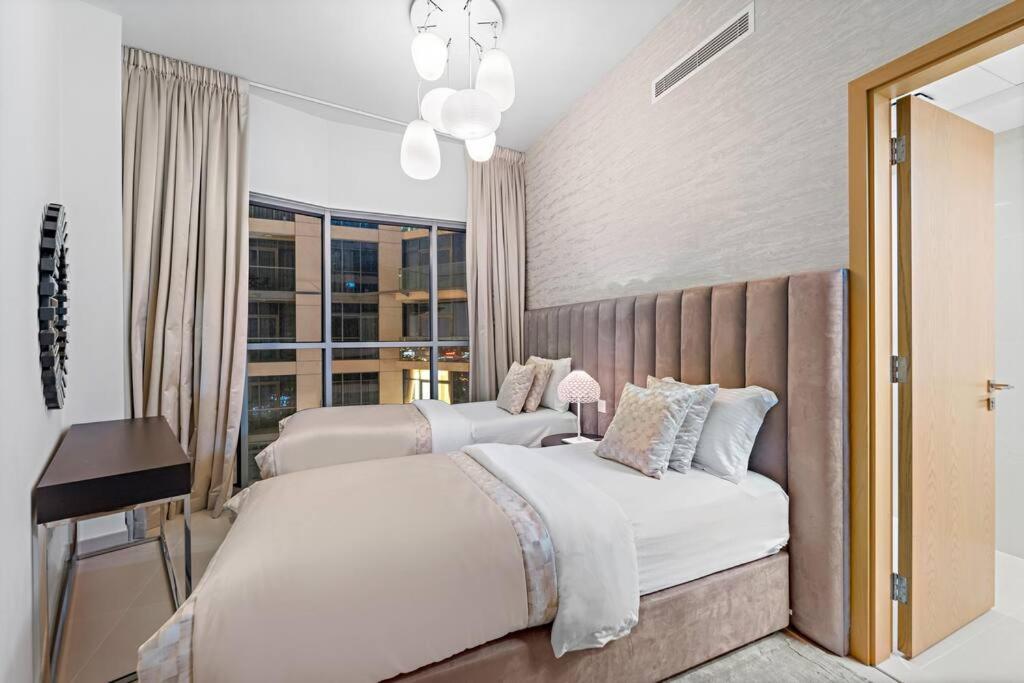 Modern 2br Flat In Bellevue Tower Walk To Mall Apartment